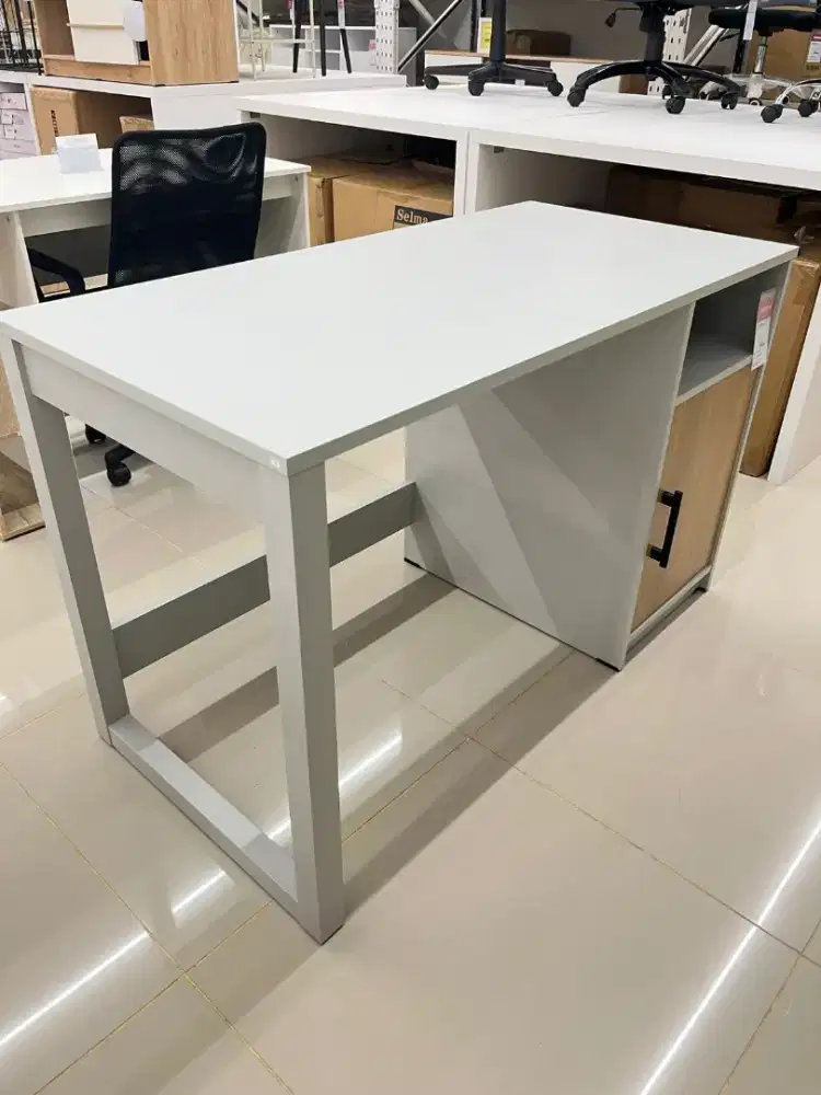 Meja kuho office cabinet selma