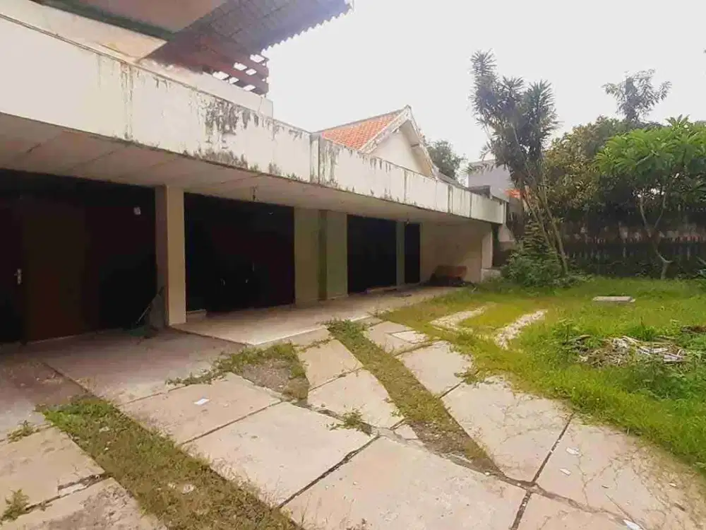 DISEWAKAN PUSAT KOTA RUMAH BISA UNTUK RESTO,KLINIK, KANTOR DAERAH DIPONEGORO