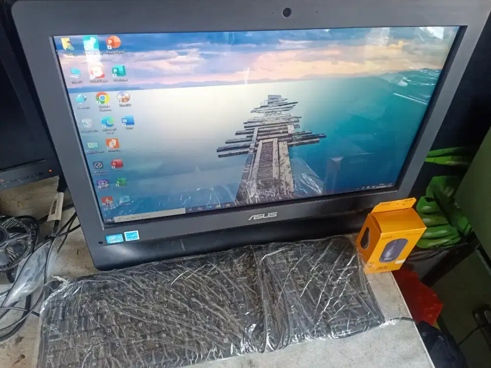 jual AIO second 20 , mulus