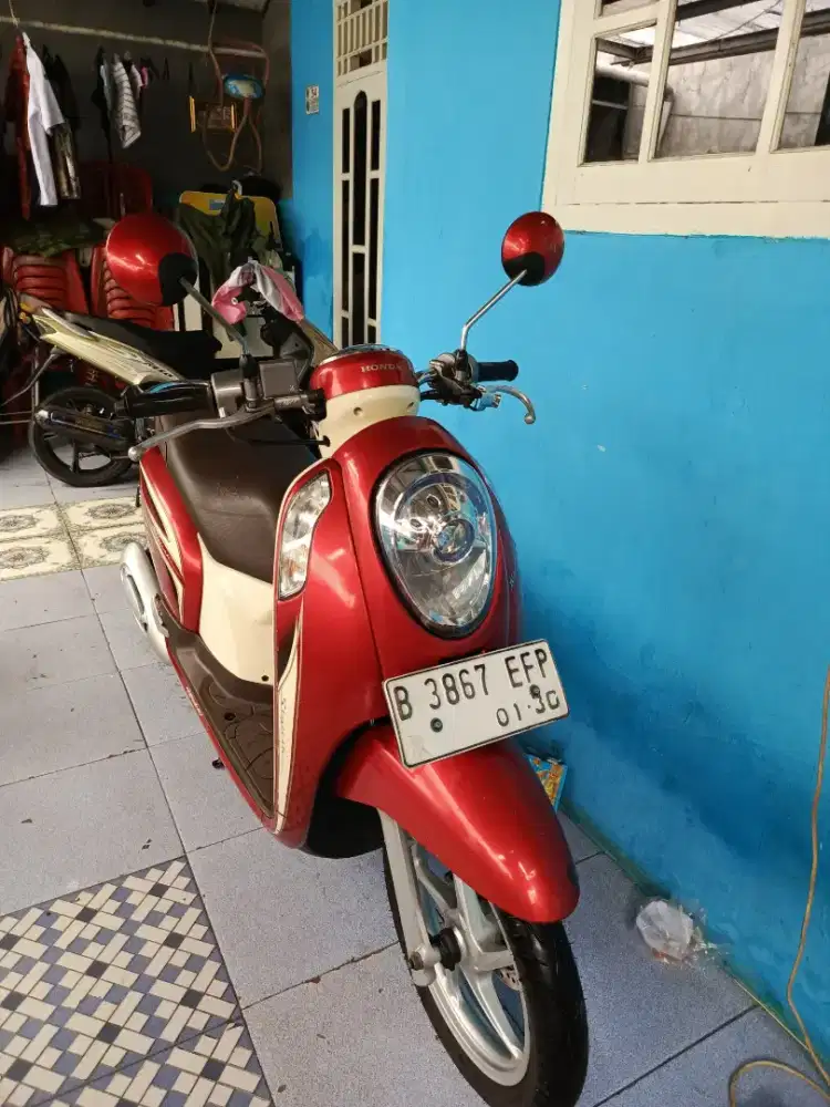 Dijual Honda Scoopy 2015, Mesin Sehat & Irit