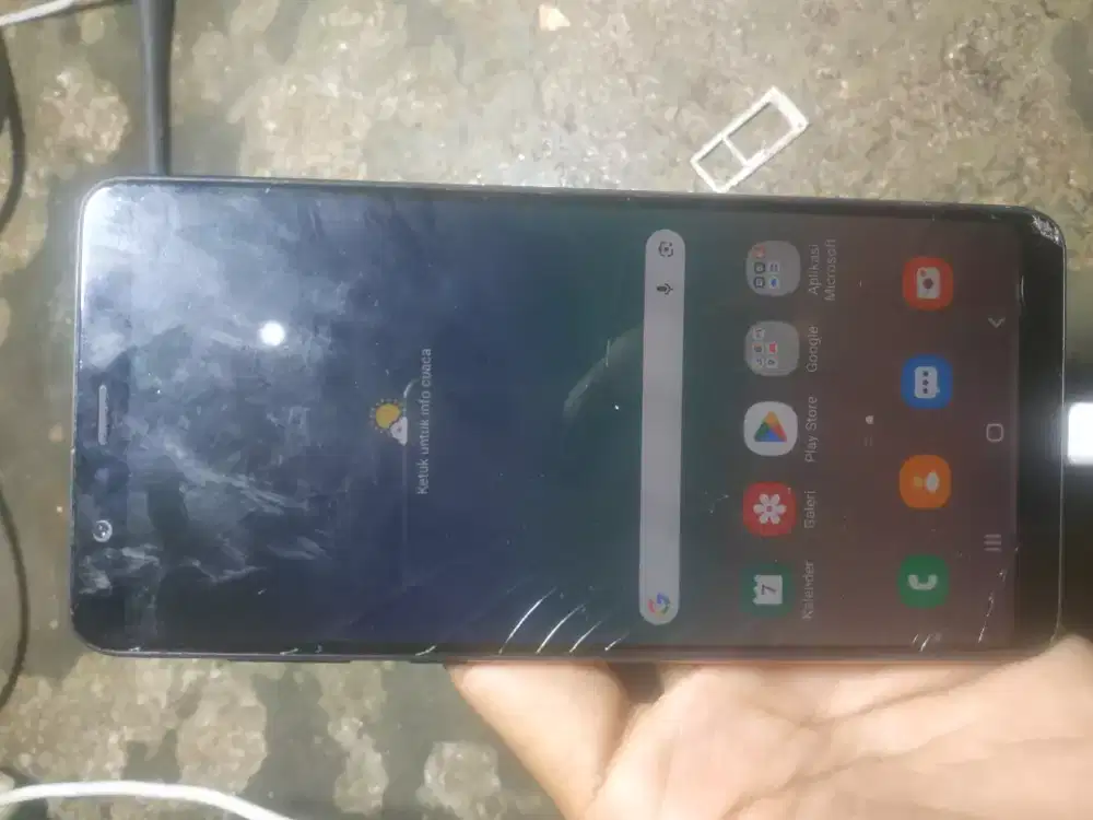 Smasung A8 star ram4/64