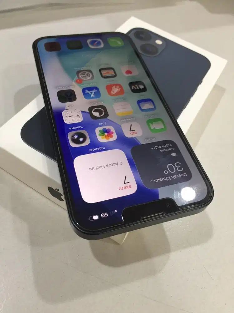 For sale iPhone 13 128GB Resmi iBox