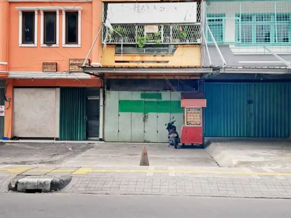 Jual/Sewa Ruko Duri Kosambi Raya Jakarta Barat - 3 Lantai, Strategis Dekat Kampus PLN & Stasiun