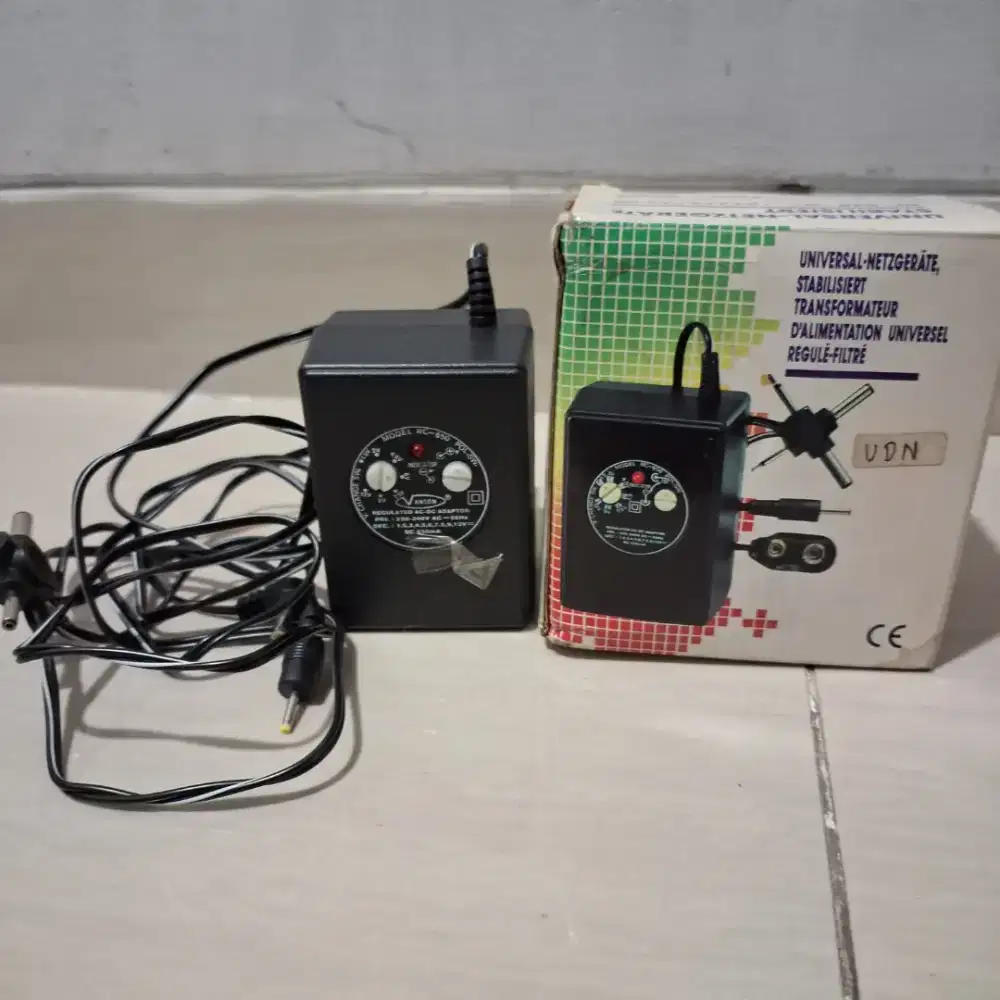 Universal Adaptor Charger Cas Multiguna Jadul