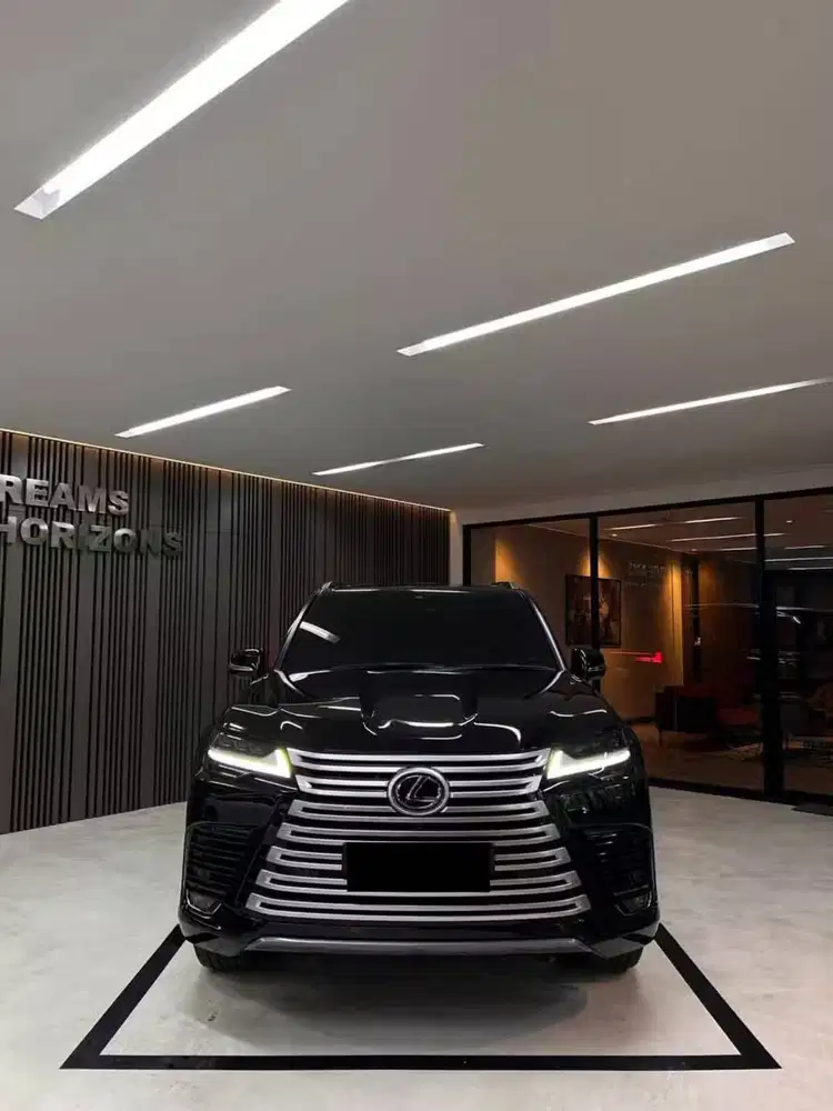 Lexus LX600 VIP 2025 NIK 2024 4 Seater Black Hitam LX 600 2+2