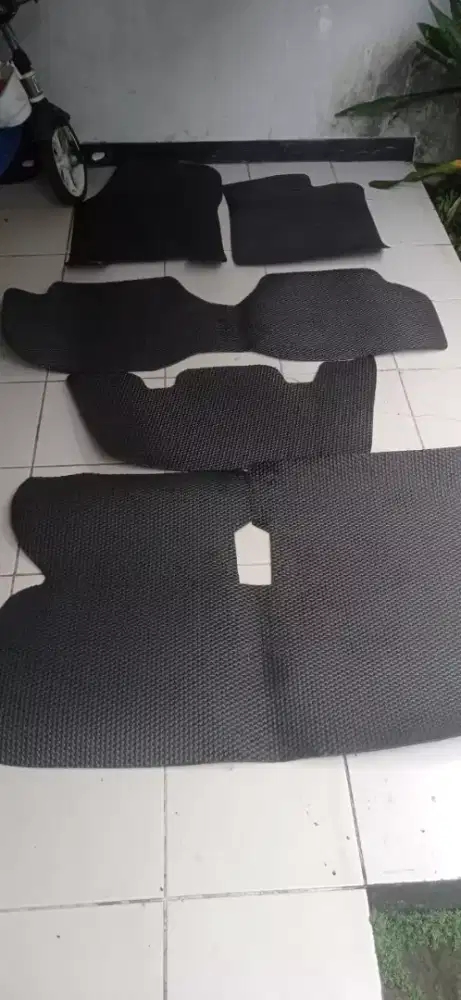 Karpet dasar dan atas calya/sigra