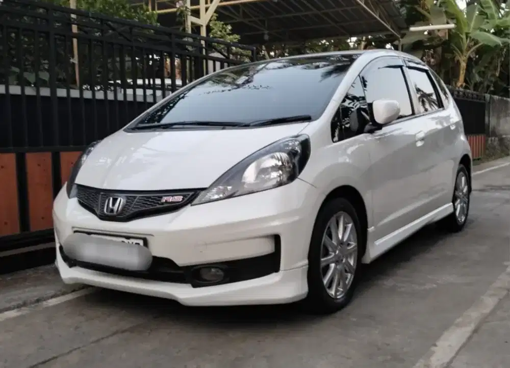 Jazz RS Matic 2013 Istimewa