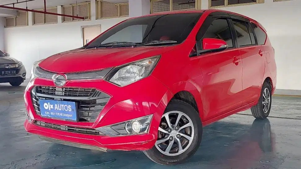 DP MURAH Daihatsu Sigra 1.2 R Bensin-AT 2017 Merah CSXWB
