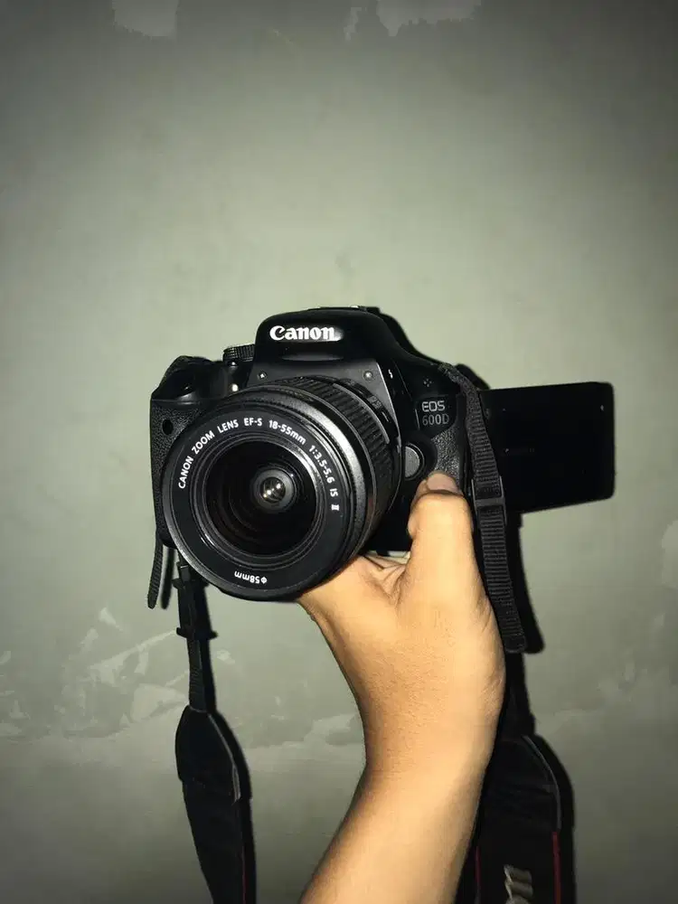 DIJUAL KAMERA CANON 600D