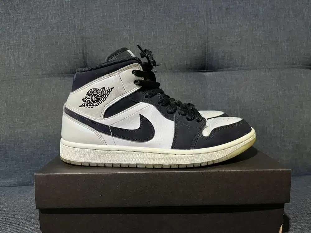 Sepatu Nike Air Jordan 1 Mid Diamond Shorts