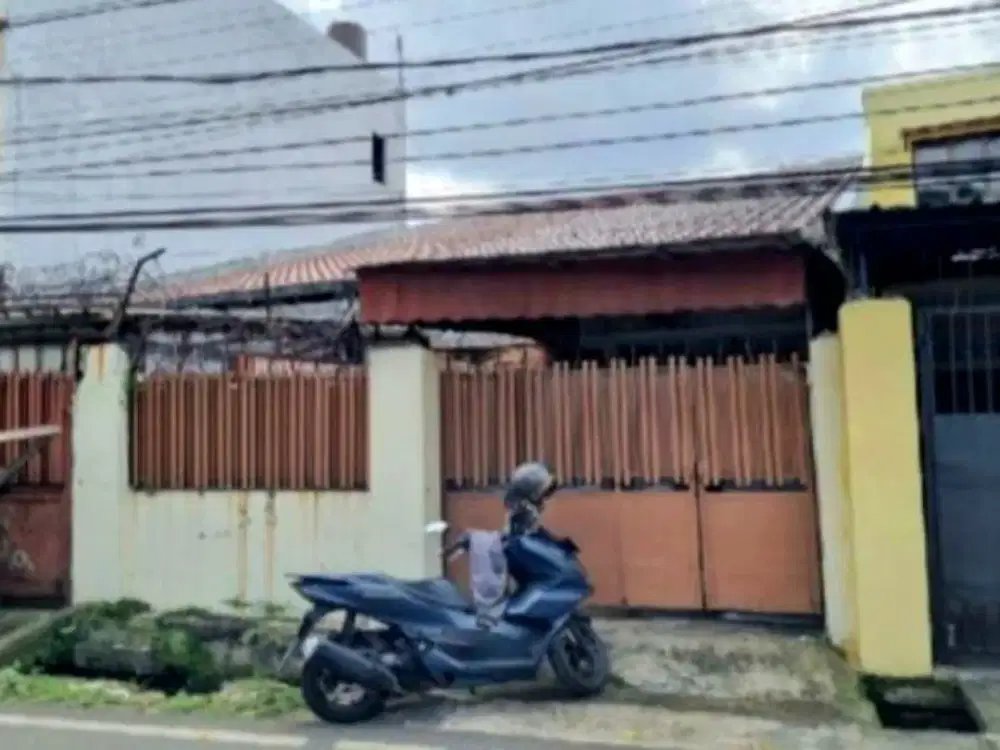 Rumah Di Jl.Kalibaru,Kramat,Senen