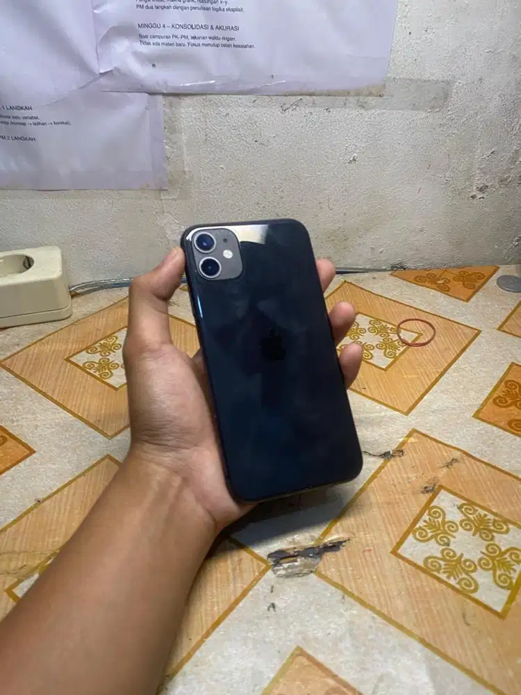 iphone 11 64gb inter