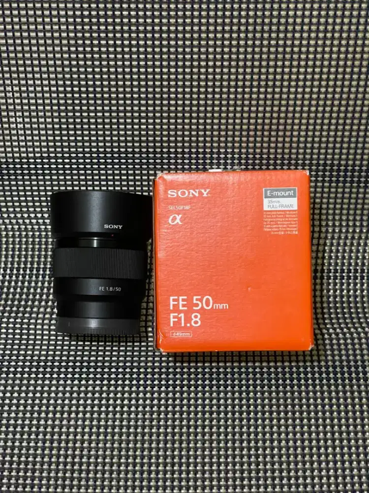 Lensa Sony FE 50mm F1.8