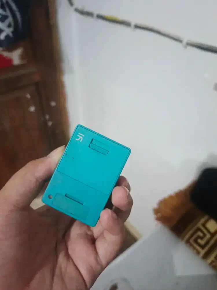 Xiomi yi warna kuning