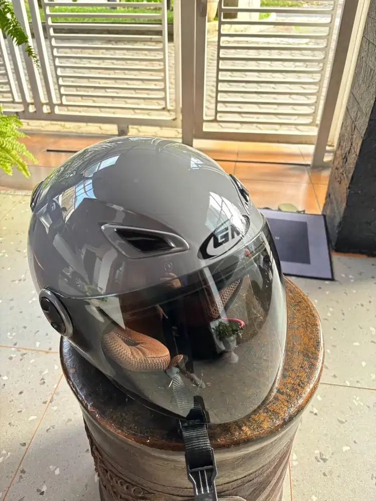 Helm GM good condition