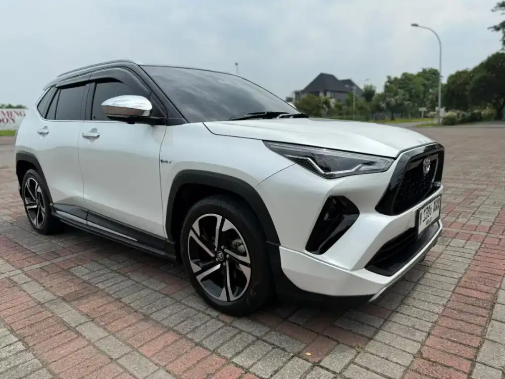 Yaris Cross GR Sport Hybrid TSS 2023 CVT