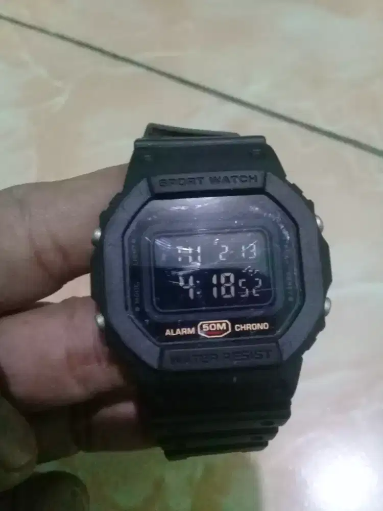 Jam tangan di gital merek skmei original
