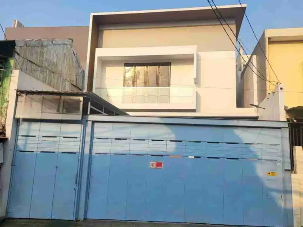 Rumah Baru bisa buat usaha pinggir jalan lokasi di Cempaka Putih Jak sel