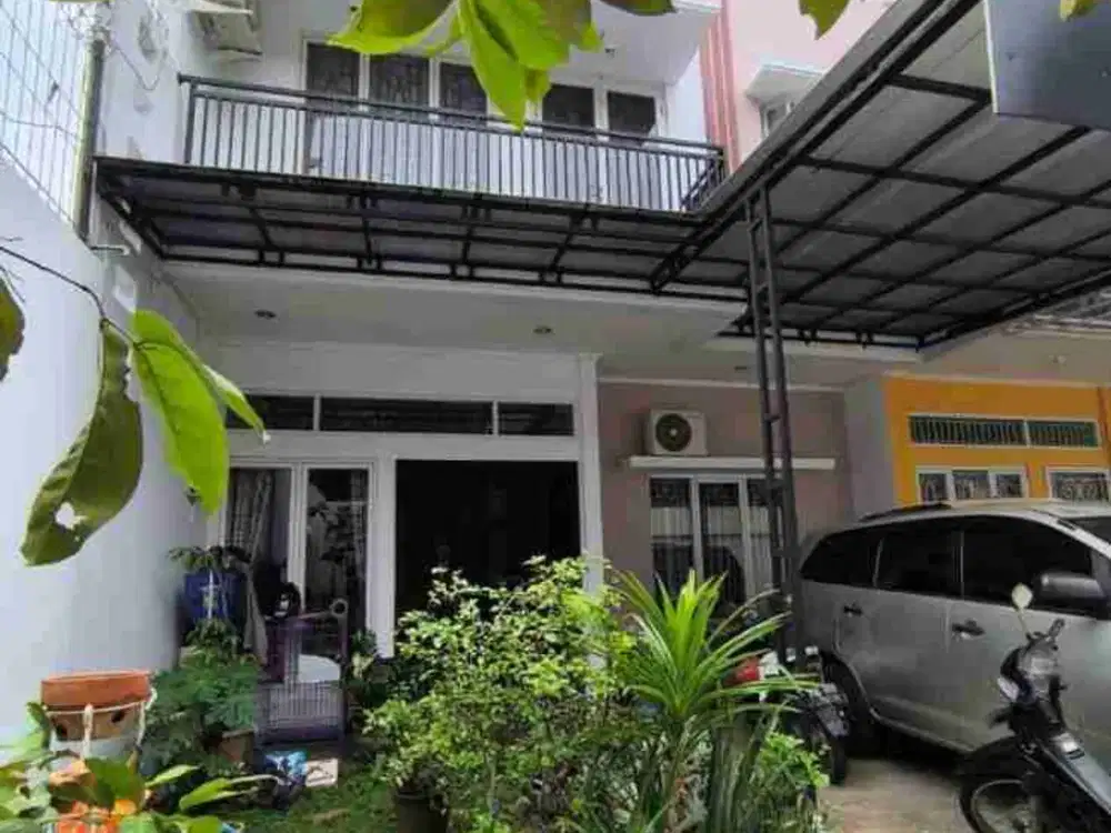 Dijual Rumah 2 lantai