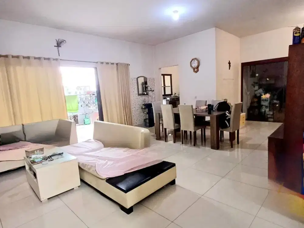 Rumah 2 Lantai Furnished Lebar 12 Dalam Cluster Jgc, Cakung