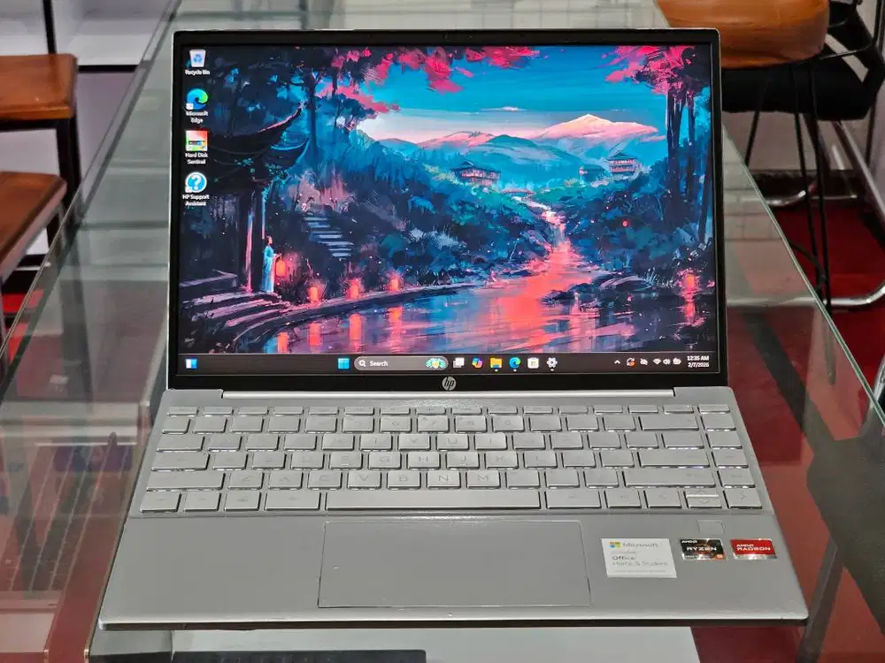 HP Pavilion AERO 13 AMD Ryzen 5 5000 Series Ram 16 GB SSD 512 GB