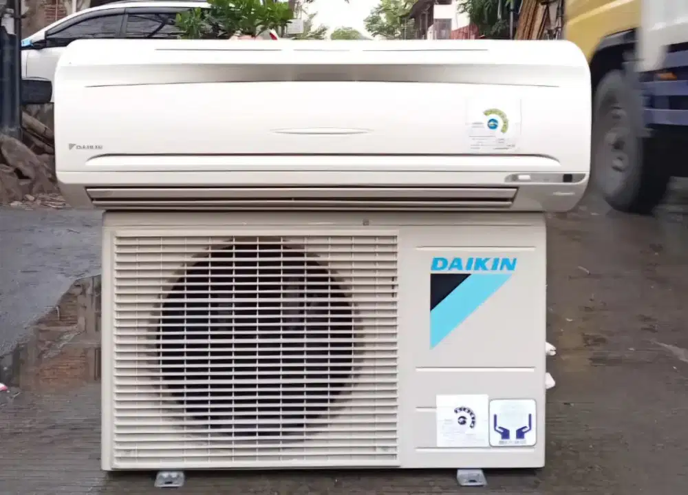 AC Daikin Thailand 3/4 PK R 32 second