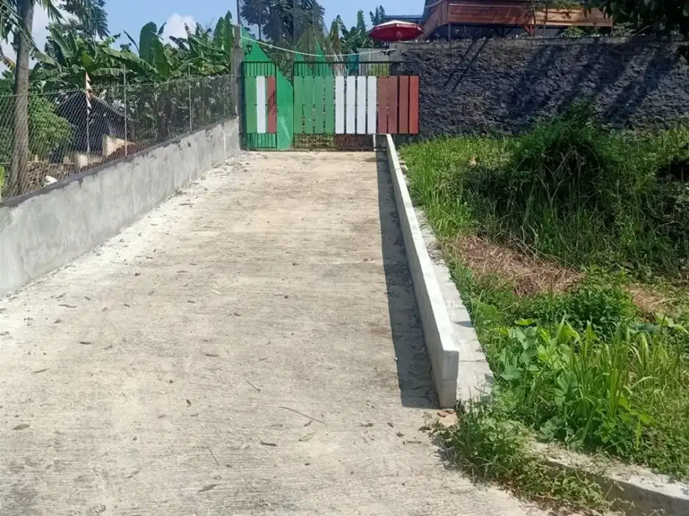 Tempat Usaha Luas di Cimenyan Bandung