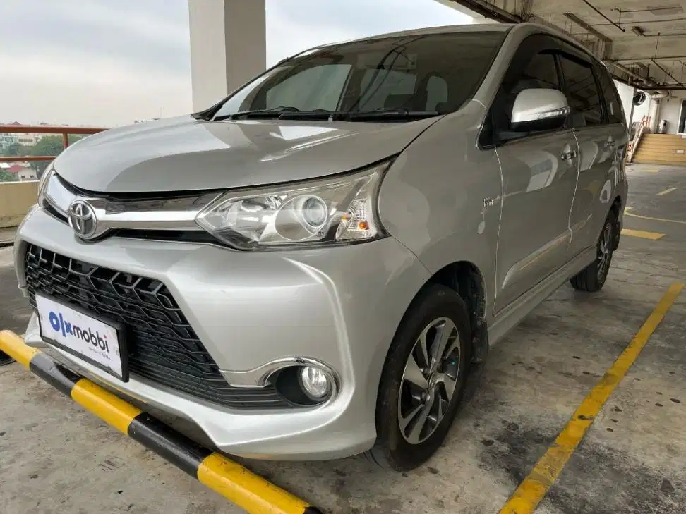 Kondisi Terawat Toyota Avanza 1.5 Veloz Bensin-MT 2012 KKT