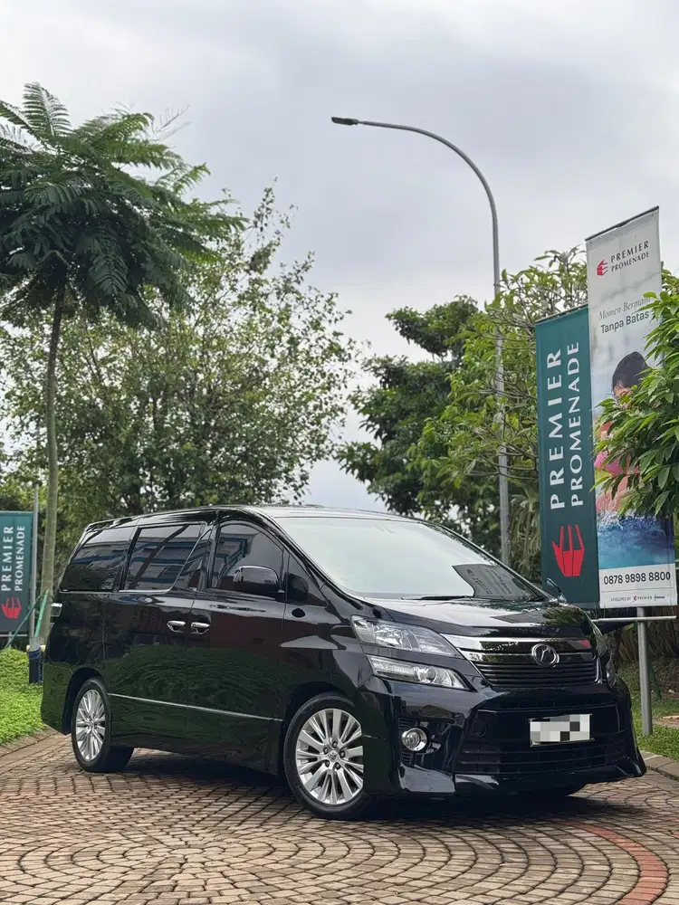 Toyota Vellfire 2014 Bensin
