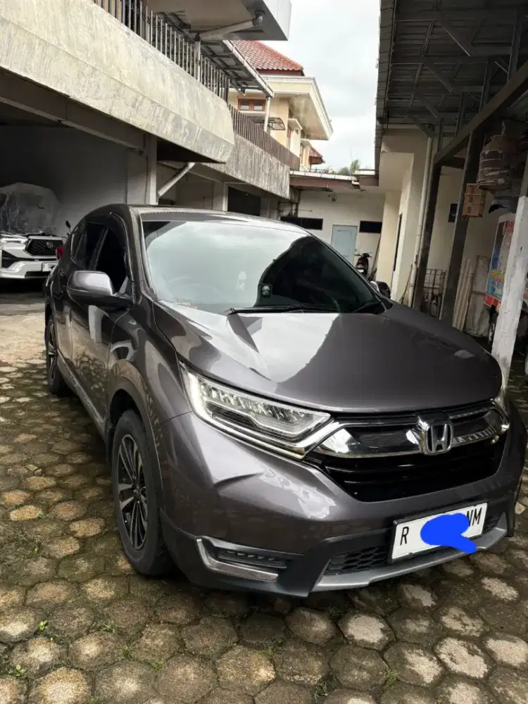 CRV PRESTIGE TURBO 1.5 2018 PEMAKAIAN SENDIRI PLAT R