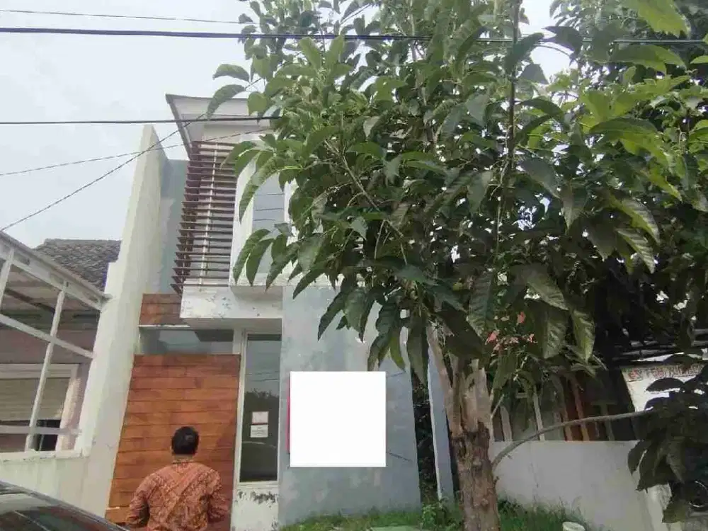 Dijual Via Lelang Rumah lokasi Puri Safira Menganti Gresik