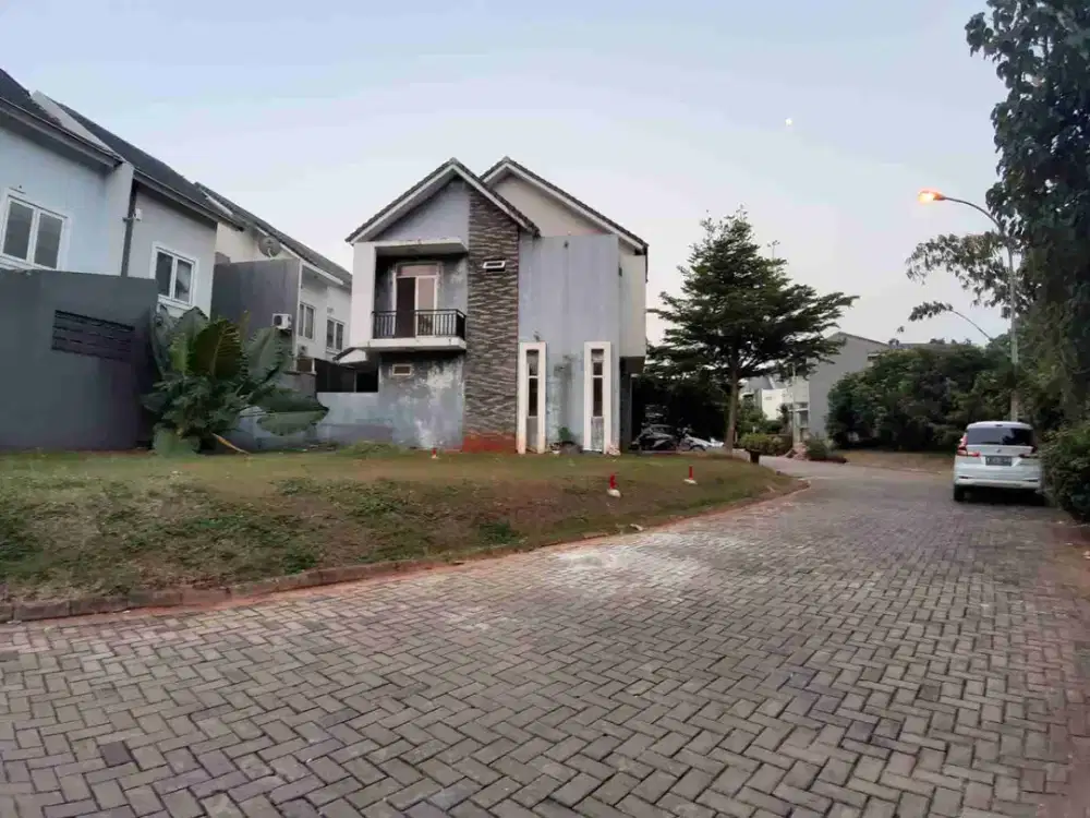 Rumah strategis dekat stasiun pondok ranji Ciputat timur