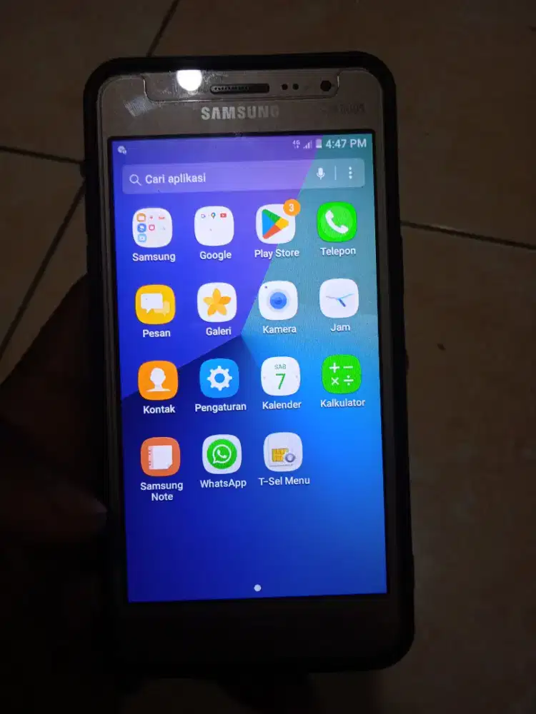 Dijual hp samsung J2 prime ram 2/16 msh bagus dan normal banget