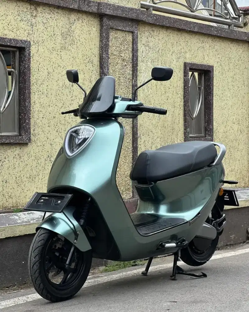 Motor Listrik Yadea G6 2023