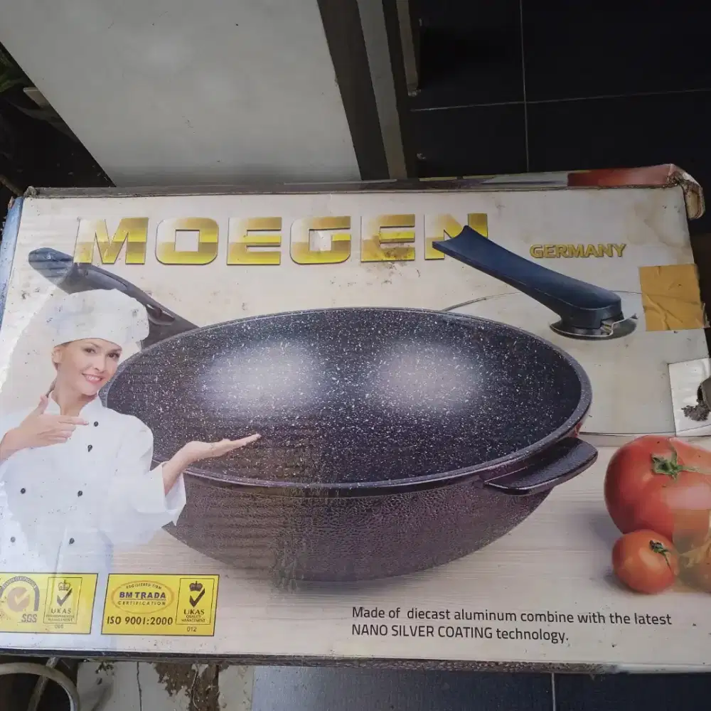 Wajan Anti Lengket Wok Pan Moegen 30 CM Dengan Tutup Kaca
