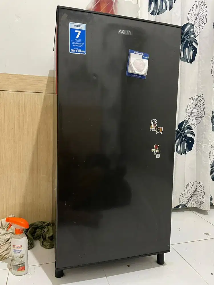 Jual kulkas merek aqua