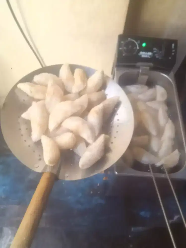 LOWONGAN KERJA PENJAGA STAND CIRENG