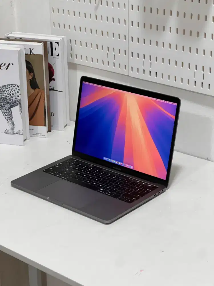 MacBook Pro 2018 13inch 16/1TB