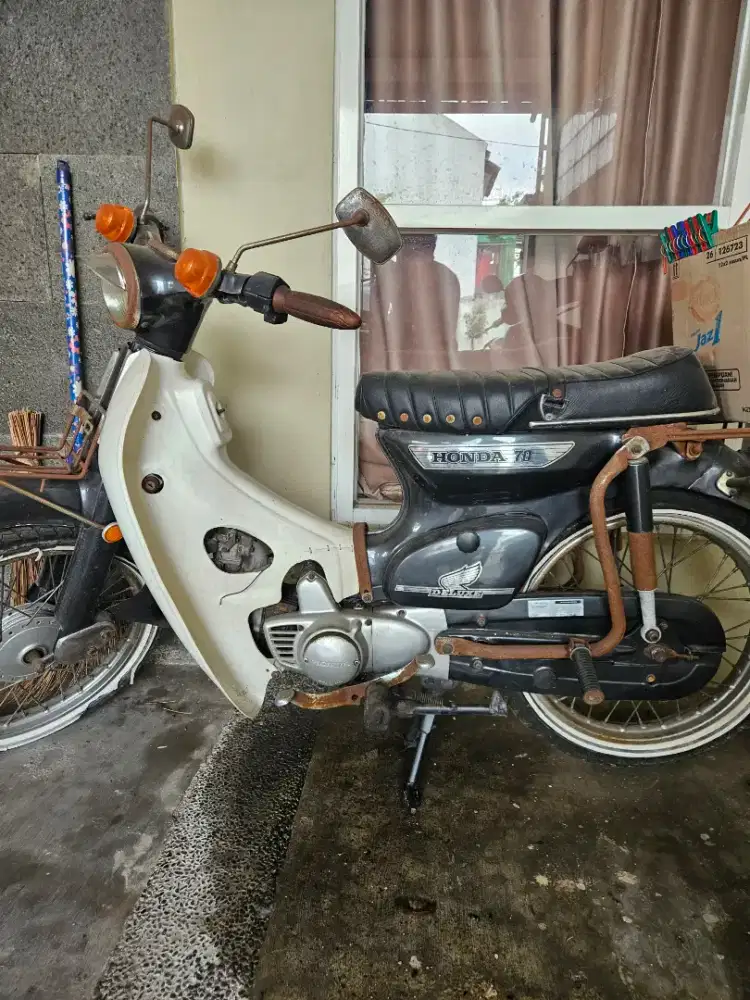 Dijual Honda c70 ( gigi 3 )