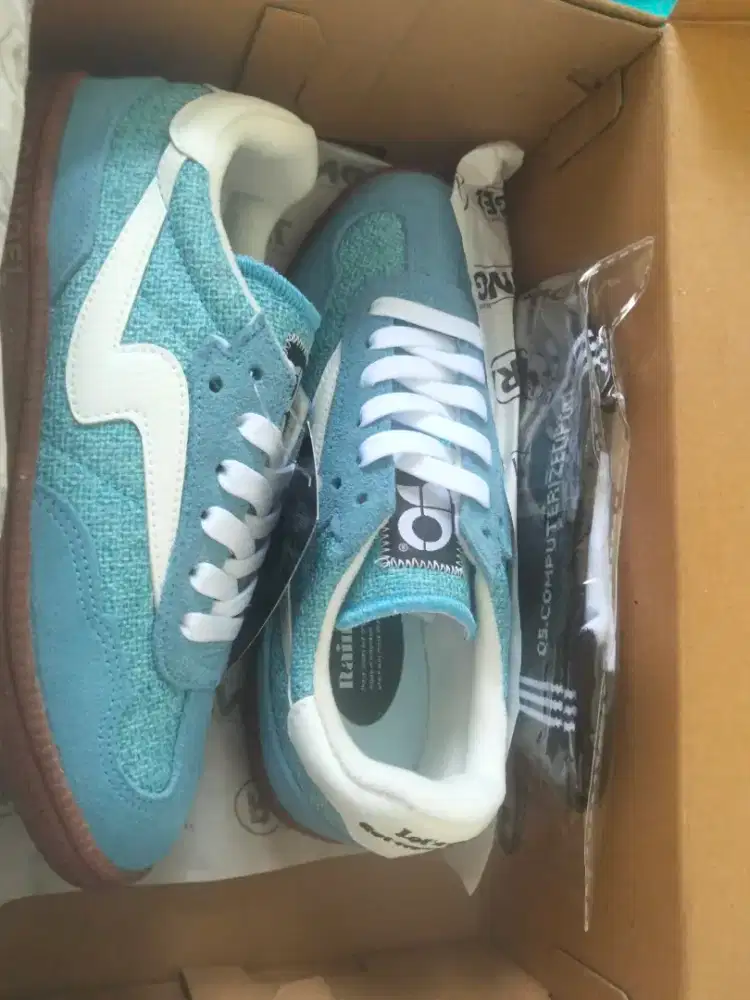 Sepatu Raingel fort skyblue