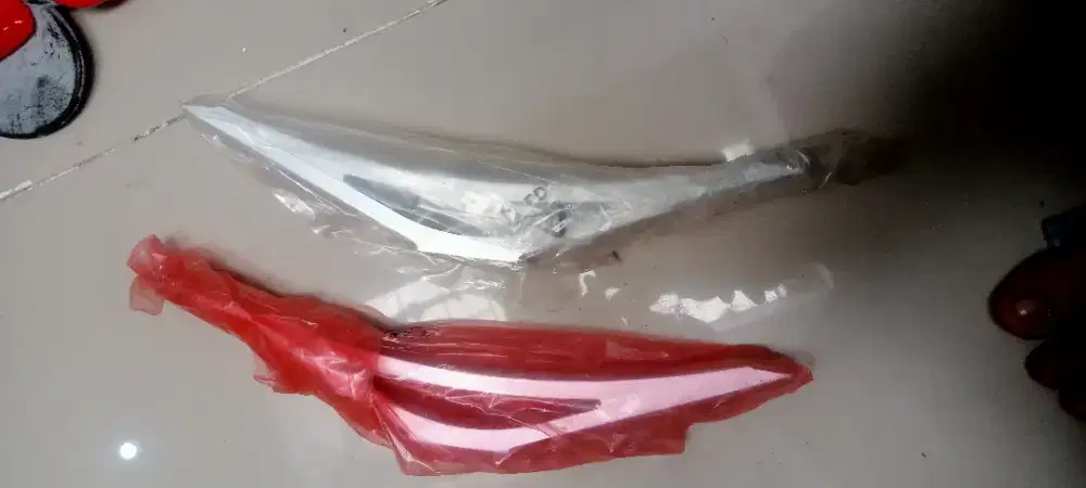 Kaki TV LED Masi Baru Lok Kemanggisan