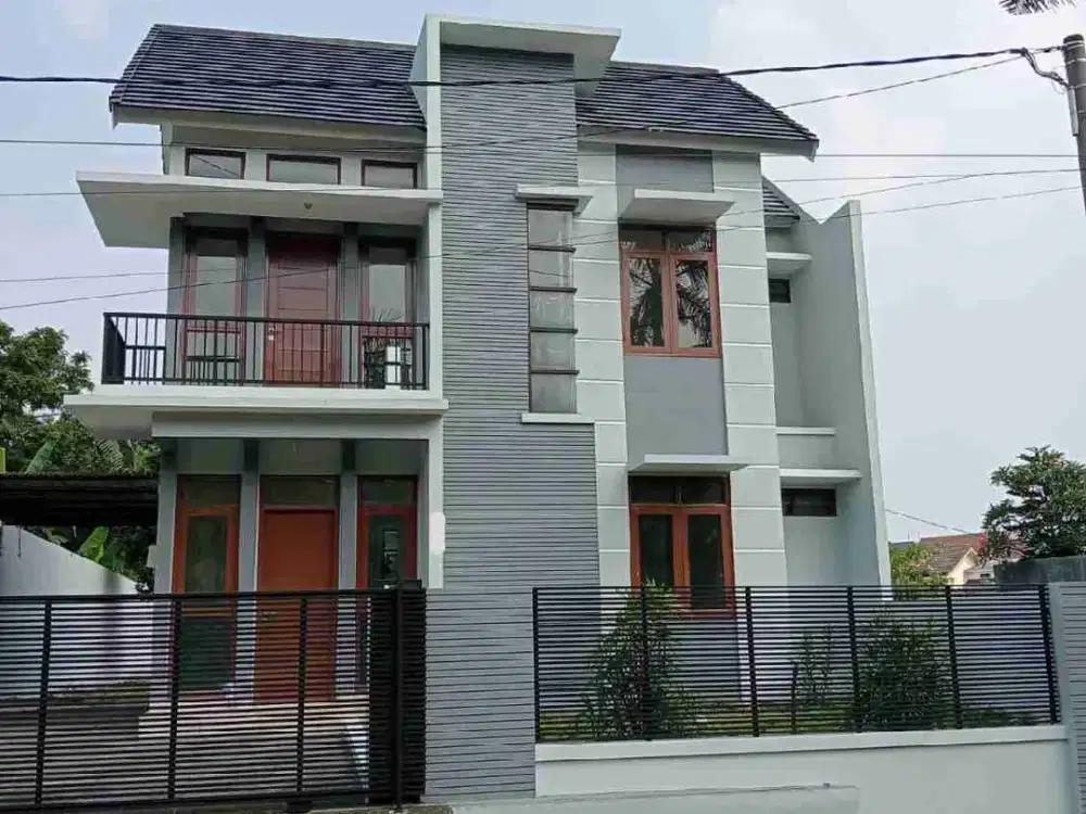 Dijual rumah strategis kemang pratama bekasi lokasi dikawasan elit dengan lingkungan nyaman dan asri