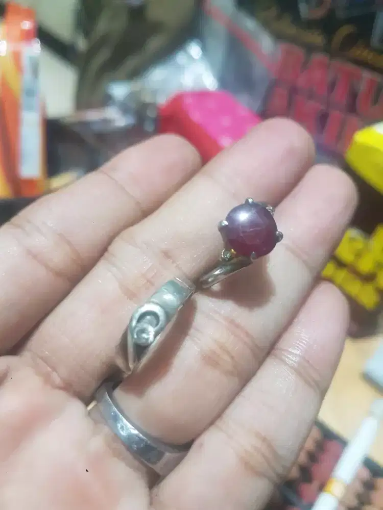 rubi darah dan mosainate ikat perak