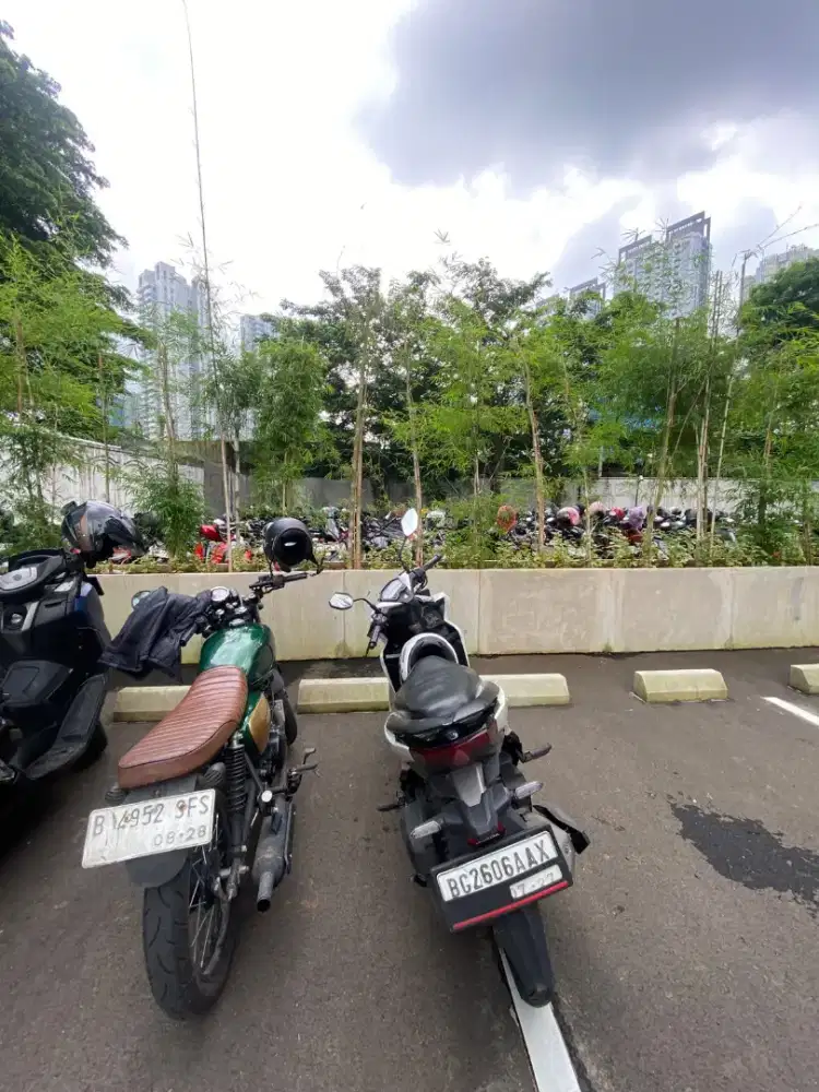 Jual cepat Vario putih 125 tahun 2022