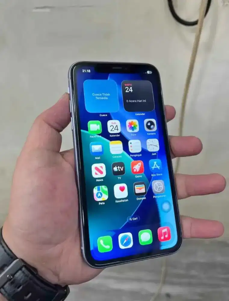 iphone 11 64gb smartfren only