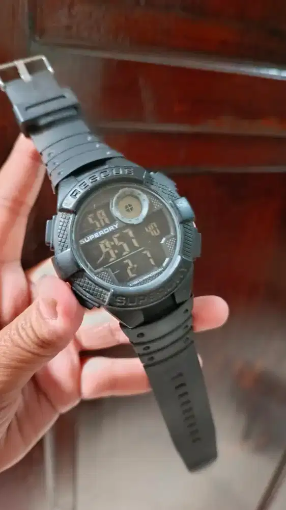 Jual jam tangan superdry digital
