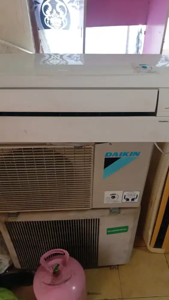 Ac Daikin thailand 1/2 pk jual plus pasang barang ori