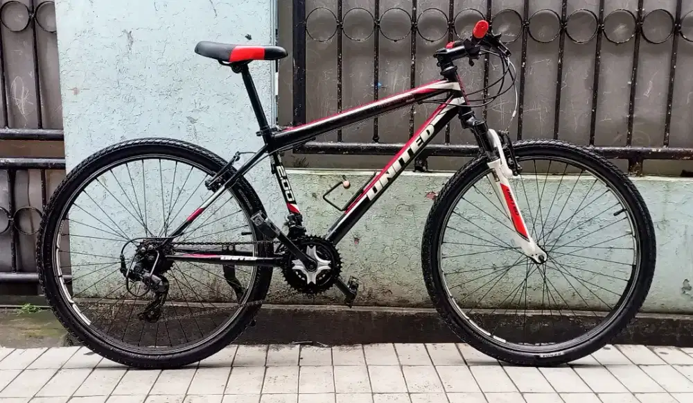 Sepeda MTB United Monanza 2 , 26 inc.. 3x7 speed.. Cipinang