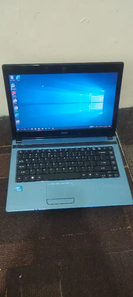 laptop Acer Aspire Intel B800 ram 4G hardisk 500GB layar 14ij camera