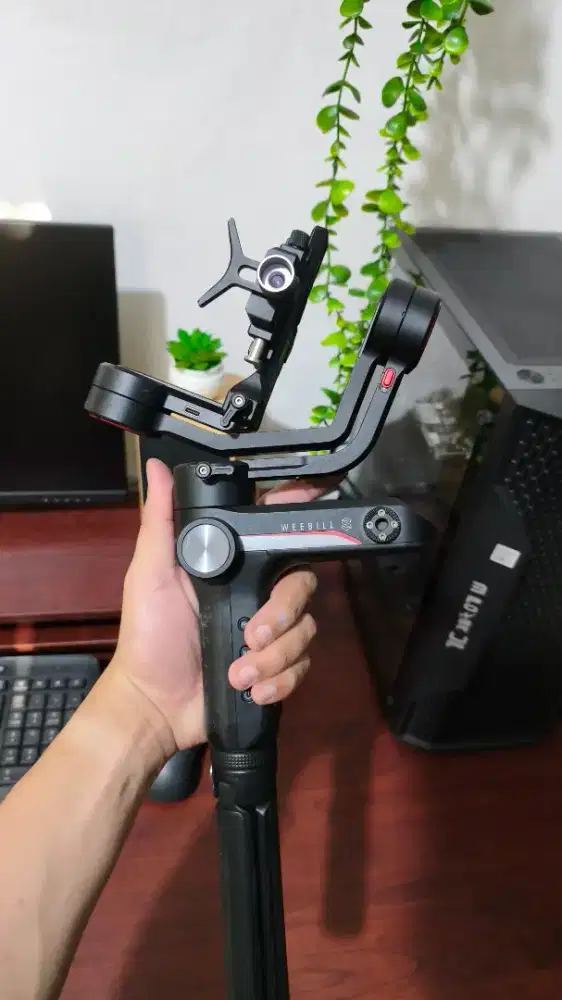 Gimbal Zhiyun Weebil S ( Stabilizer Kamera )